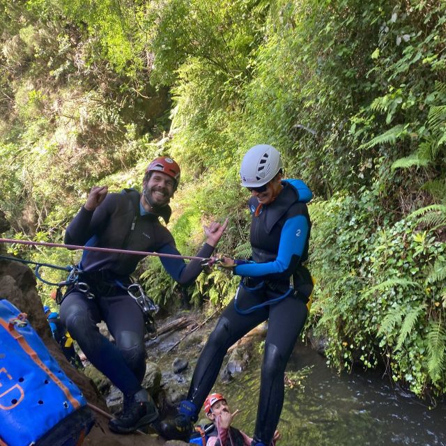 Madeira: Lokoloko Canyoning Level 1 - Canyoning Experience