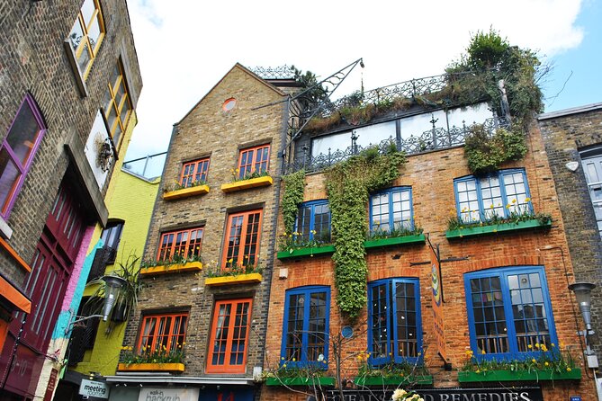 Misfits of Covent Garden Walking Tour - Accessibility and Transportation