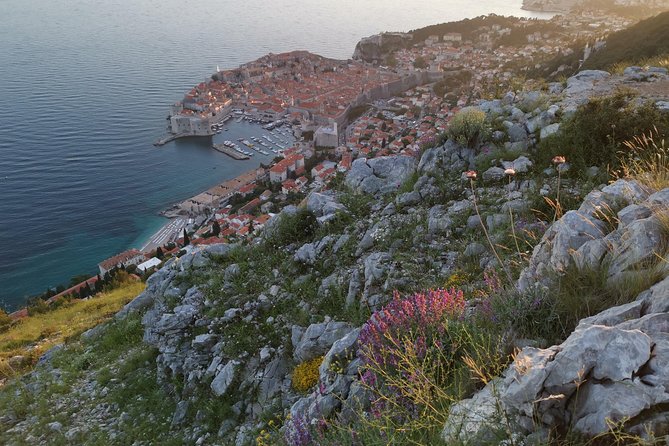 Selfie Tour - Dubrovnik Panorama - Ascending Srd Mountain