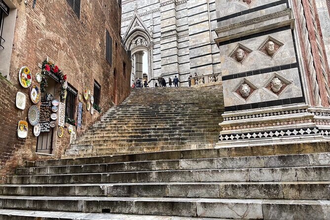 Siena Guided Tour With Cathedral and Optional Crypt & Museum - Climb the Unfinished Façade