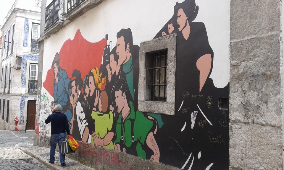 The Real Lisbon Street Art Tour by Minivan - Accessibility and Safety Measures