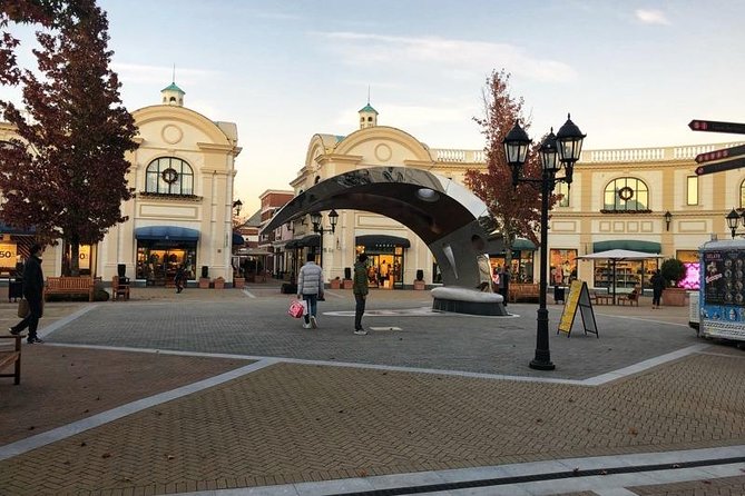 Vancouver Lay Over Shopping (Mc Arthurglen Designer Outlet Mall ) Tour Private - Minimum Traveler Requirement