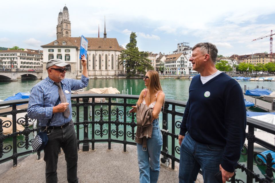 Zürich: City Highlights Tour by Coach, Cable Car, and Ferry - Scenic Ferry Ride Across Lake Zurich