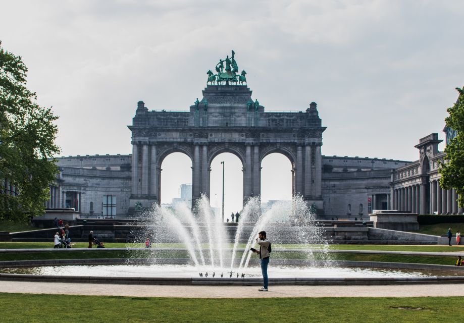 Brussels: Highlights Walking and Bus Tour With Waffle - Reservation and Payment Details