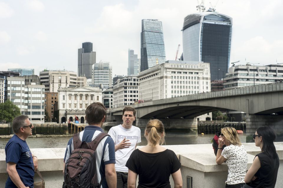 London: River Thames Small Group Bike Tour - Memorable Landmarks and Views