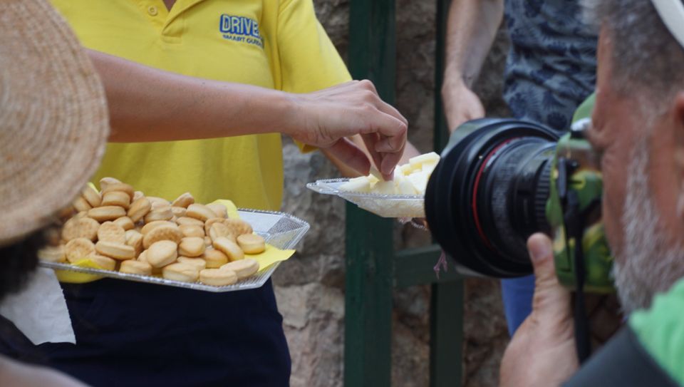 Mallorca: Tramuntana Mountains Tour With Local Guide & Lunch - Gastronomic Delights