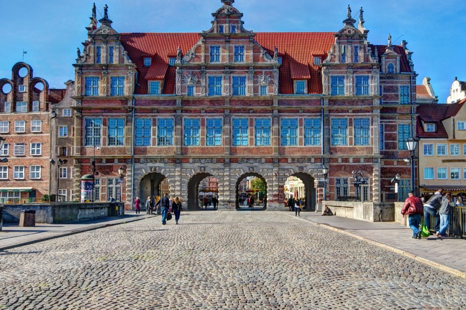 Gdańsk: First Discovery Walk and Reading Walking Tour - Recap