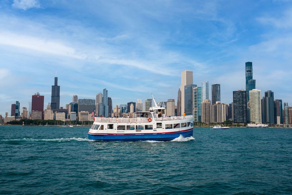 Chicago: Lake Michigan Skyline Cruise - Key Points