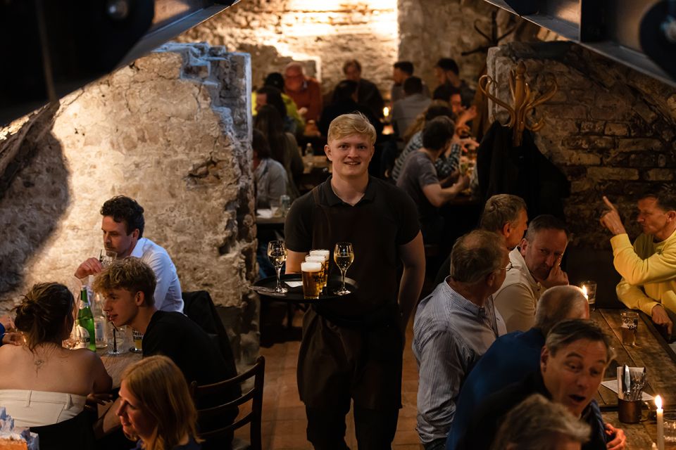 Delft: Craft Beer Tasting in Medieval Cellar - Key Points