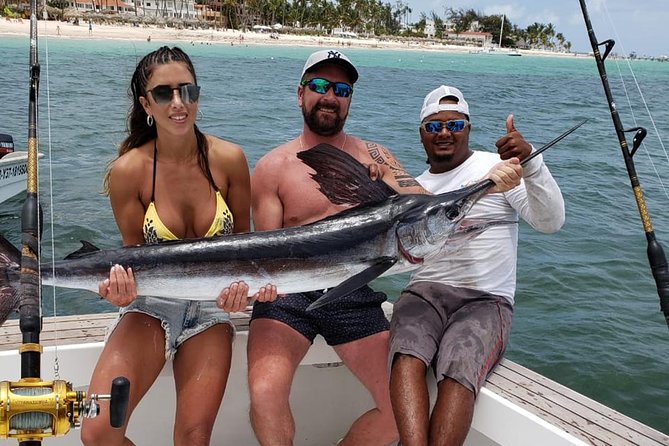 FISHING PRO CHARTERS - Boat Excursion - Sobre Las Olas - Key Points