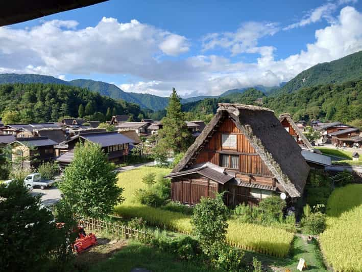 [from Kanazawa] Private Takayama & Shirakawa Go Itinerary Details