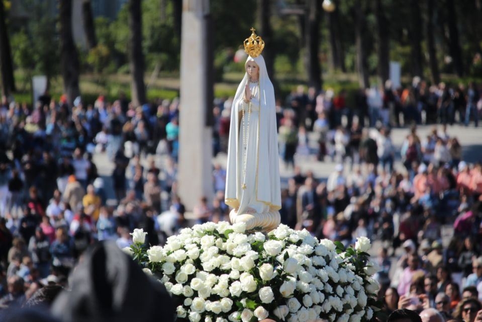 Half-Day Private Tour in Fatima From Lisbon - Key Points