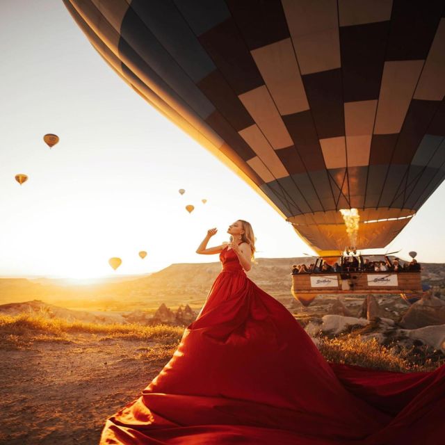 Hor Air Balloon in Cappadocia - Amazing Fairy Chimneys