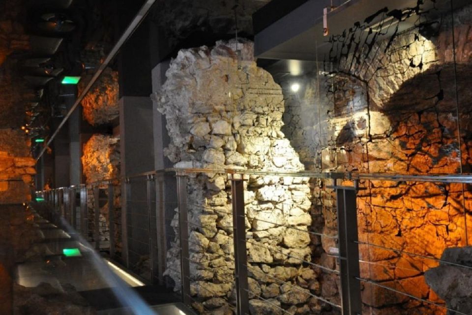 Krakow: Skip the Line Underground Museum Private Guided Tour - Key Points