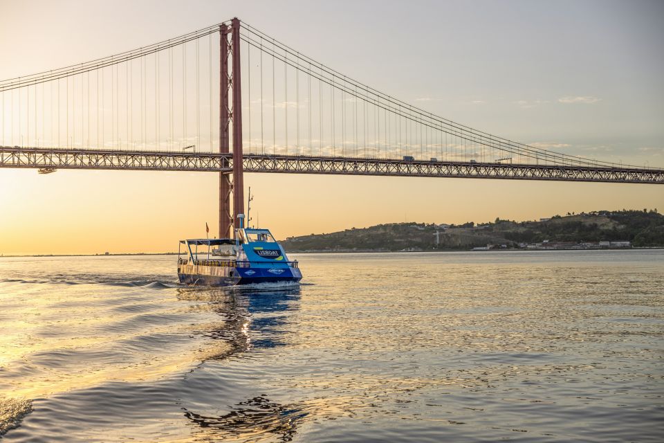 Lisbon: Sunset Cruise With Live DJ and Drinks - Key Points