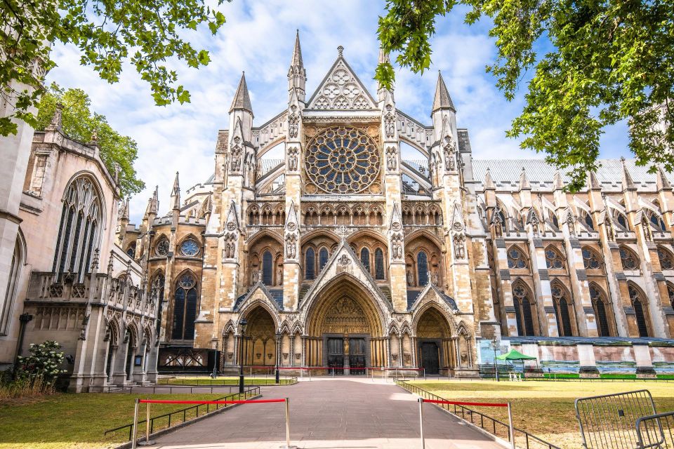 London Westminster Abbey French Tour With Fast-Track Tickets - Key Points