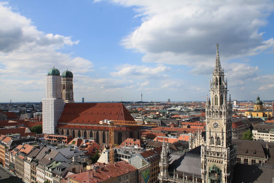 Munich: Private Walking Tour With a Local - Key Points