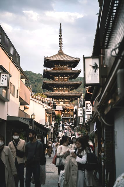 Nishiki Market With a Chef! - Cultural Exploration