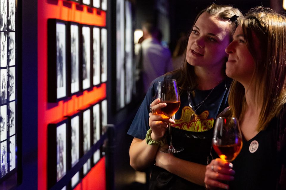 Nyc: Fotografiska Museum Ticket With Optional Drink - Key Points