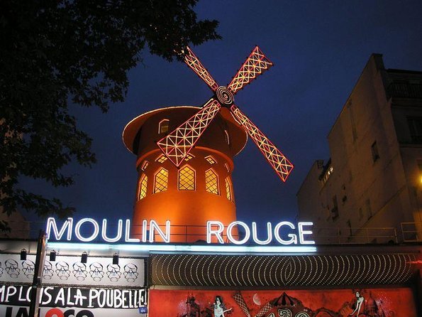 Paris Moulin Rouge Private Round-Trip Transfer - Key Points