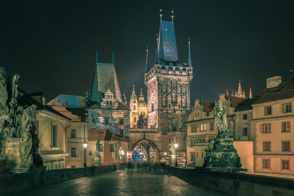 Prague: Christmas Market Magic With a Local - Key Points