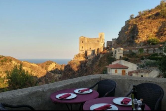 Private And Guided Godfather Tour From Catania With Lunch Mafia History Explanation