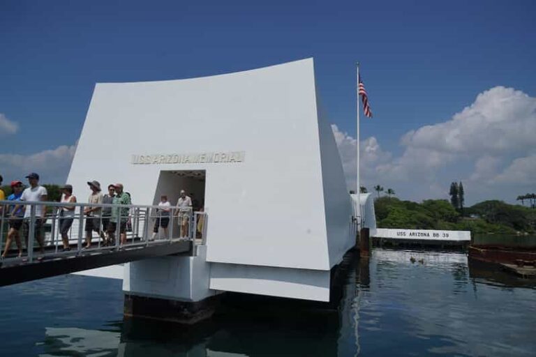 Private Pearl Harbor Uss Arizona And Uss Missouri Key Points