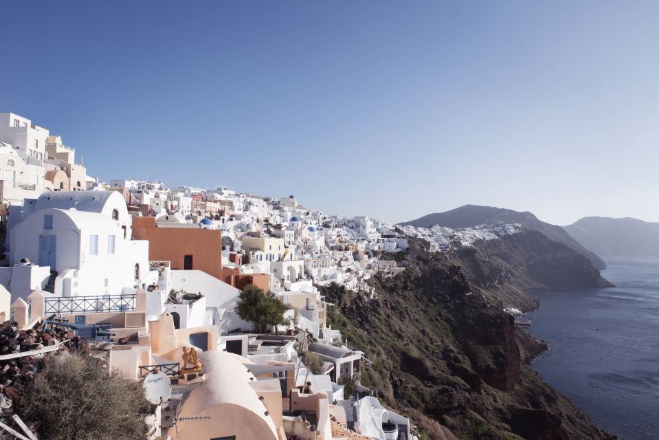 Santorini Highlights Guided Tour With Black Beach - Key Points