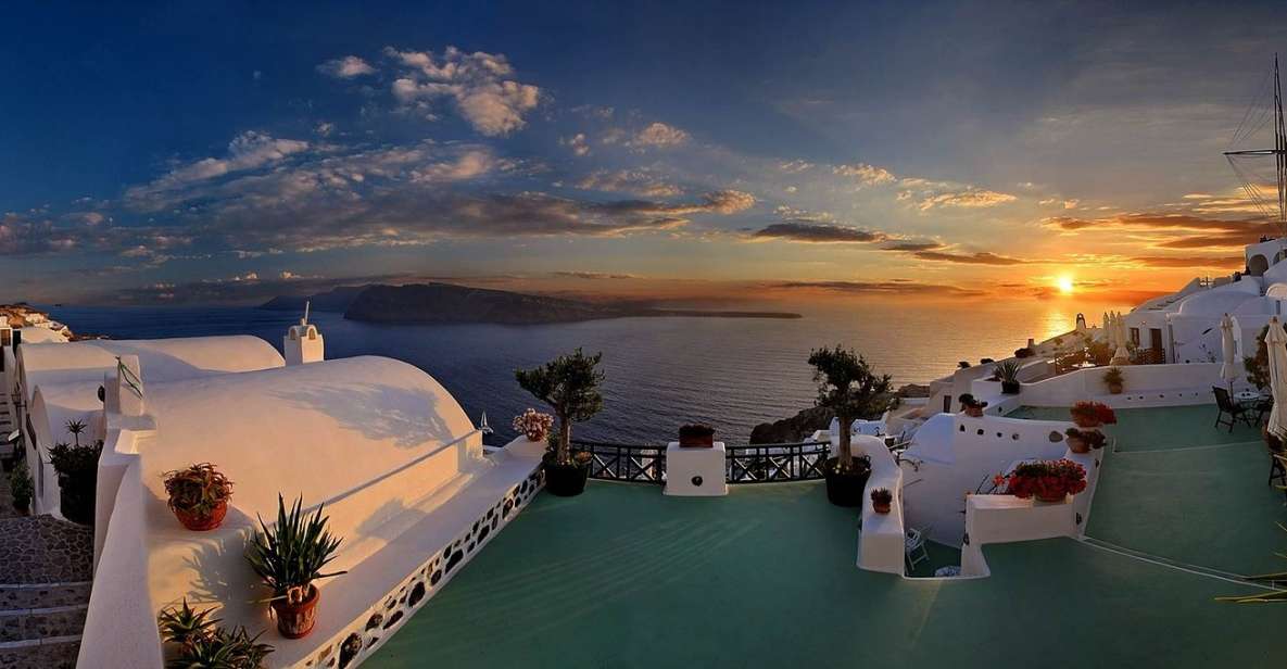 Santorini: Oia Cultural Highlights Sunset Walking Tour - Key Points