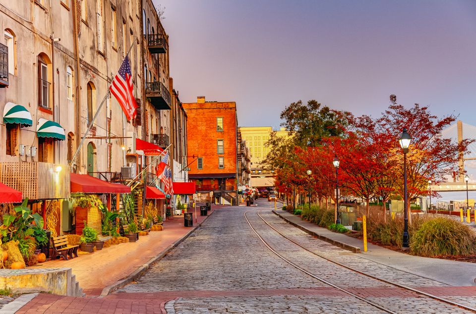 Savannah: Hop-On Hop-Off Historic Trolley Tour - Key Points