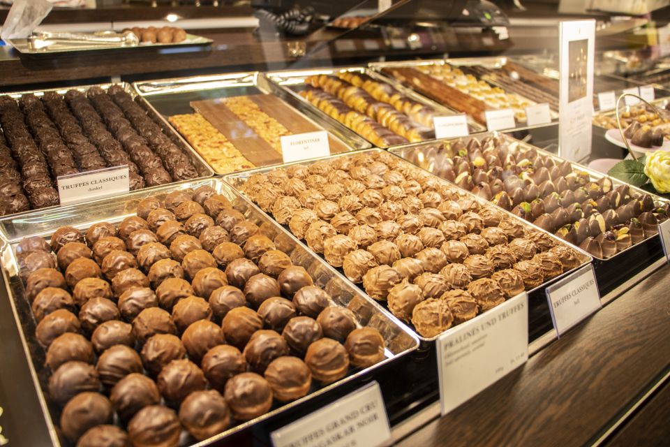 Zurich: Chocolate Tasting and Walking Tour With a Local - Tour Overview