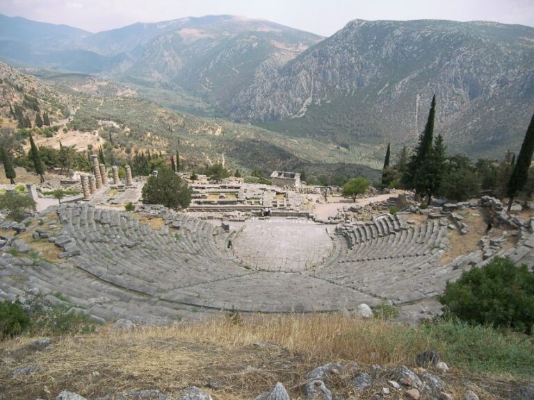 2 Days Spanish Guided Tour In Delphi And Meteora Tour Overview