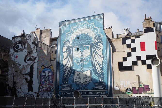 2 Hour Street-art Walk and Space Invaders Hunt in Paris - Exploring the Beaubourg District