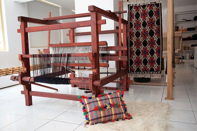 Athens Loom Weaving Workshop: Create Your Own Masterpiece Experience Details