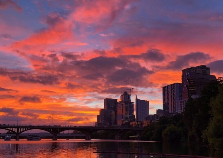 Austin: Sunset Bat Watching Kayak Tour Tour Overview And Details