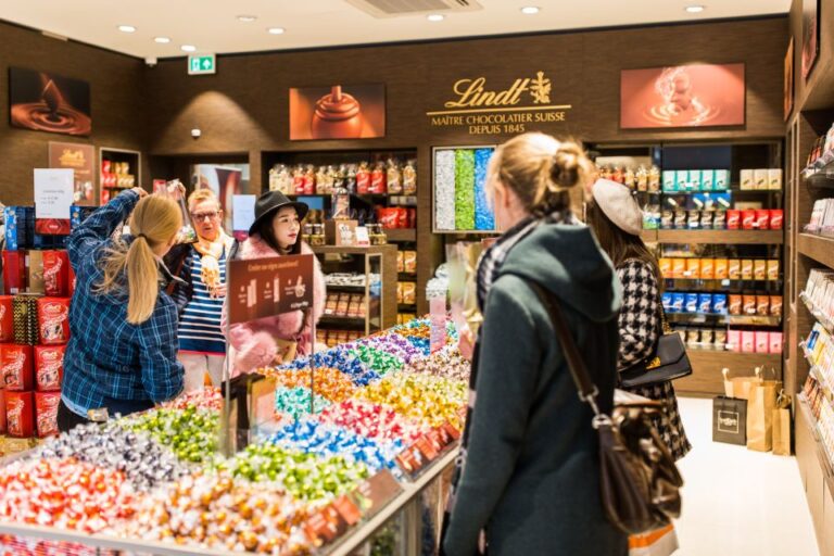 Batavia Stad Fashion Outlet: Vip Day Pass And Coffee & Treat Overview And Pricing