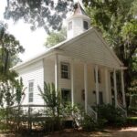 Daufuskie Island Guided History Tour From Hilton Head Transportation And Accessibility