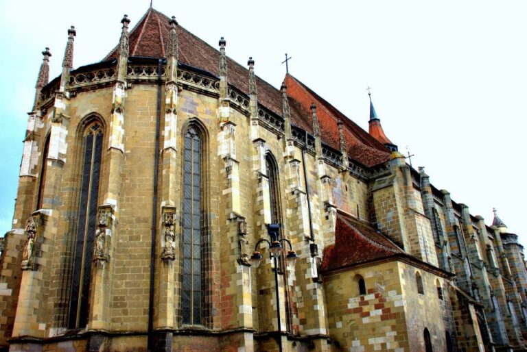 Discover Transylvania: Peles, Bran, Sighisoara In 2 Days Tour Overview