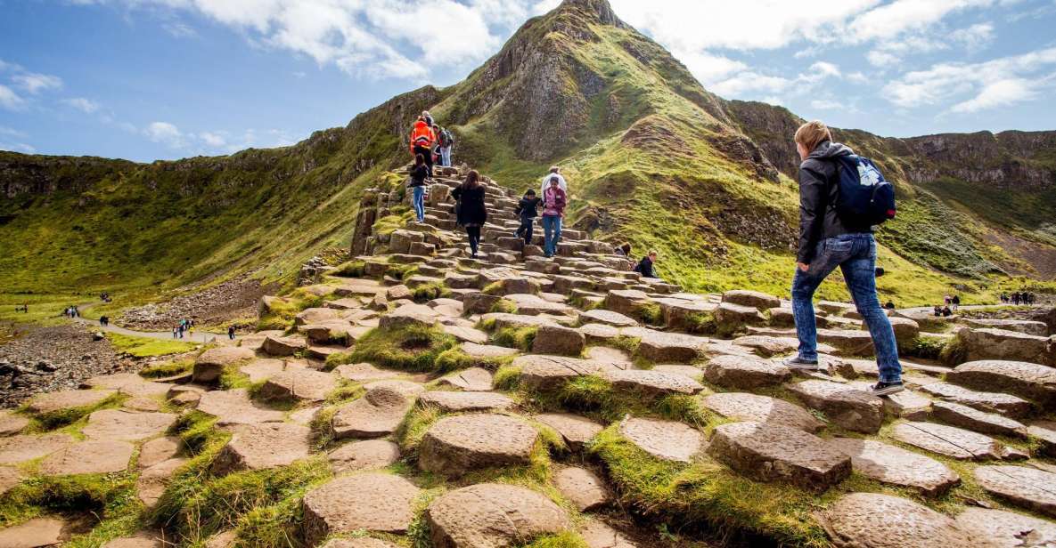 Dublin: Giants Causeway & Belfast (Titanic or Black Taxi) - Tour Overview