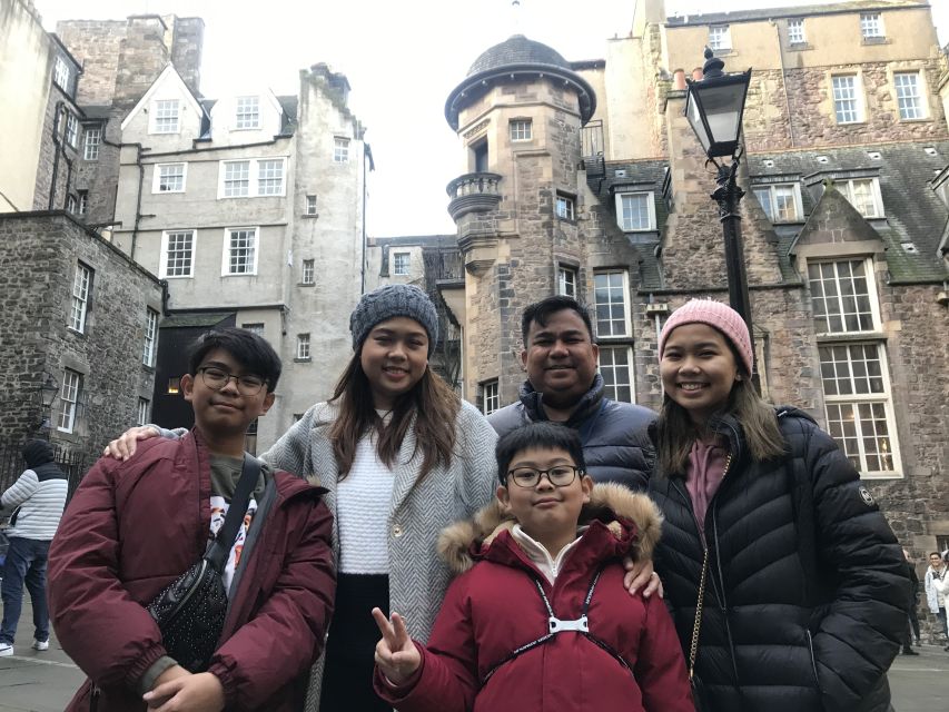 Edinburgh: Book a Local Friend - Tour Highlights