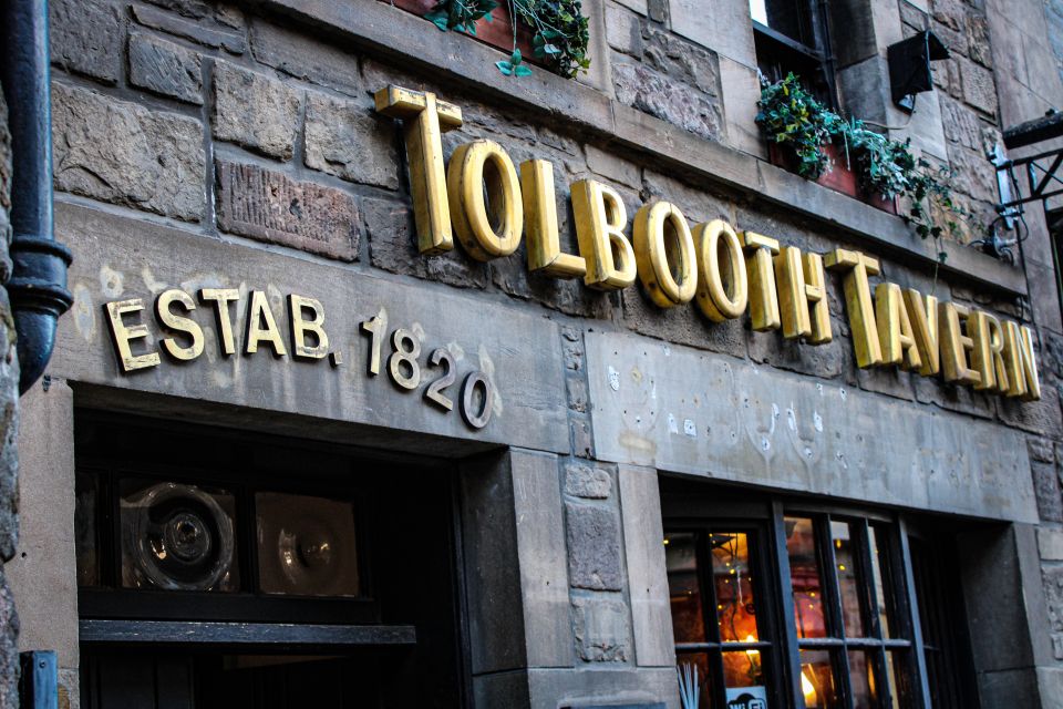 Edinburgh: Tolbooth Tavern Haggis Taster & Whisky Sampling - Overview of the Experience