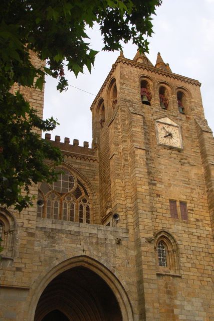 Évora Private Walking Tour - Ancient Megaliths and Roman Relics