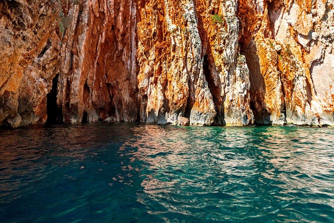 Exclusive Private Tour: Red Rocks & Pakleni Islands - Speedboat Exploration of Pakleni Islands