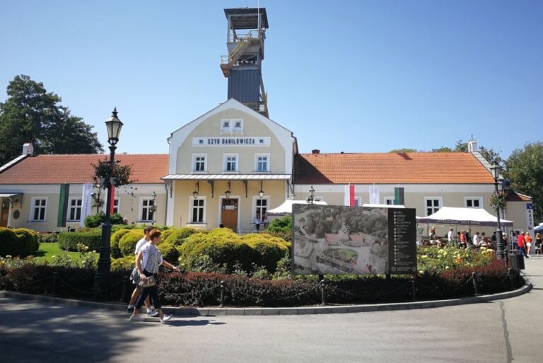 From Krakow: Wieliczka Salt Mine Tour In Italian Tour Overview