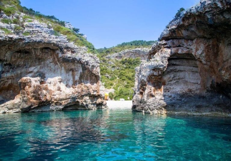 From Split: Blue Cave & Island Hopping Tour With Snorkeling Tour Overview