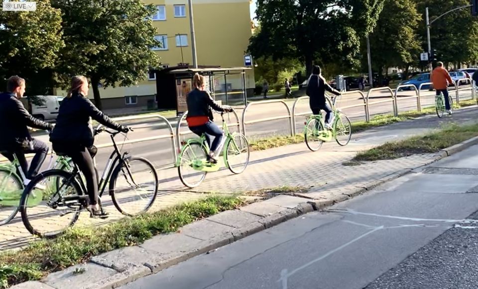 Gdansk: Guided Bike Tour of Old Town and Shipyard - Highlights of the Tour