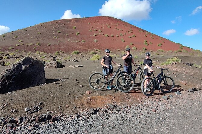 Guided 4-Hour E-Bike Tour Among the Volcanoes of Lanzarote - Tour Overview