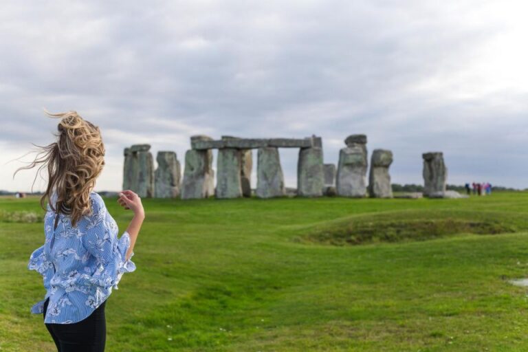 Heritage And Majesty: Private Full Day Tour From Southampton Exploring Stonehenges Ancient Wonders