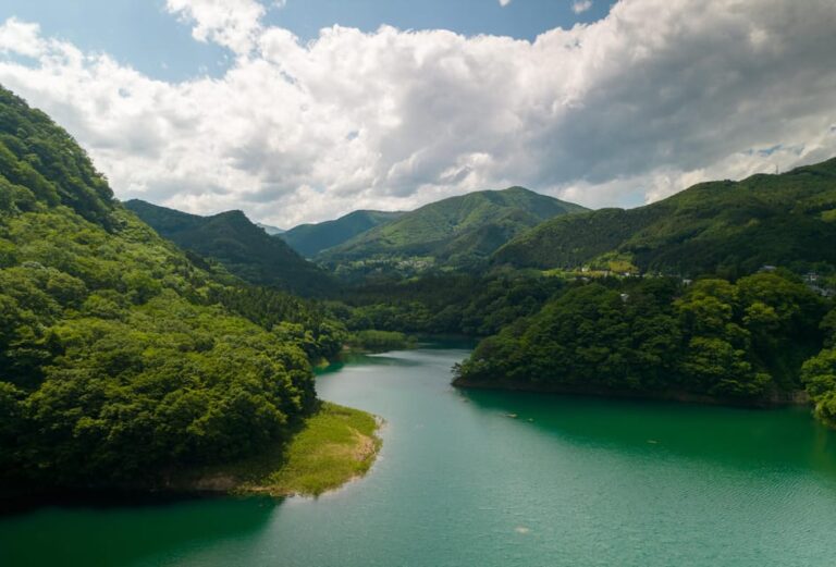 Joshinetsu Kogen National Park: Sup Tour On The Akaya Lake Tour Overview