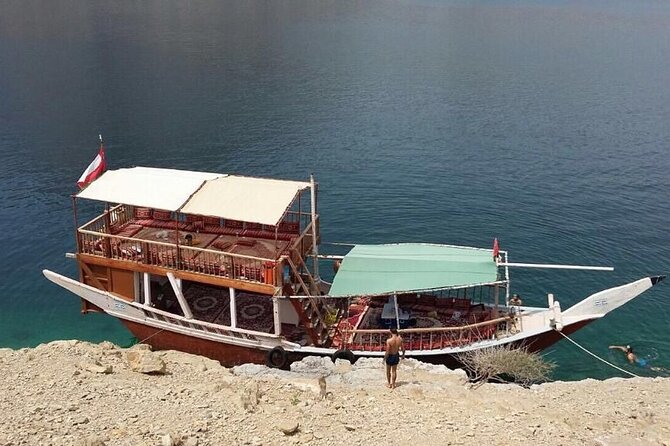 Khasab Musandam Dhow Cruise To Musandam Fjords - Overview of the Dhow Cruise